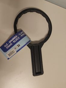 Release key for water filters