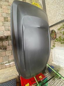 Roof box