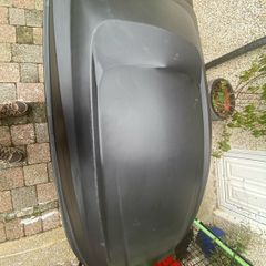 Roof box