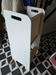 Montessori Learning Kitchen Tower/ barely used