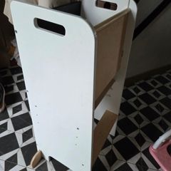 Montessori Learning Kitchen Tower/ barely used