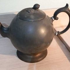 Antique Victorian Pewter Tea Pot, 150+ years old