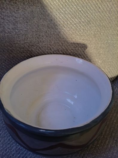 Ceramic bowl