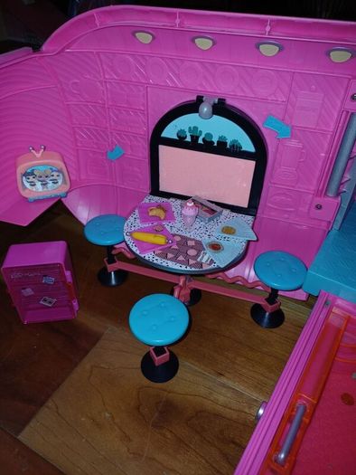 lol camper van with accessories and dolls