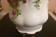 royal Albert 1962 stamped flower pot free postage