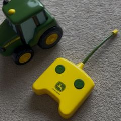 John Dear Remote Control Tractor