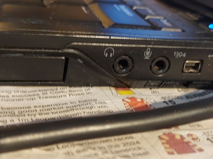 Dell Latitude E4300, Intel Core 2 Duo CPU, P9300, 2.27GHz, 3GB Ram,  Windows 7 Ultimate 64bit, Opera, Chrome, etc