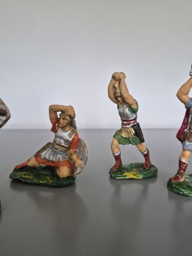 Vintage Plastiklc Roma Soldiers