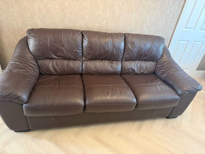 Leather suite of furniture