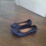 Navy shoes girls size 13UK Image 2