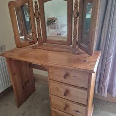 dressing table