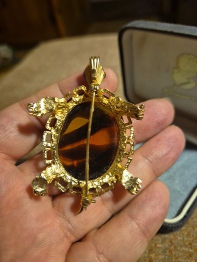 Rare Find Vintage Glass Turtle Brooch and Pendant