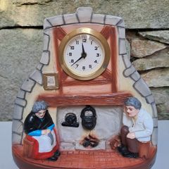 Mechanical fireside picture Clock