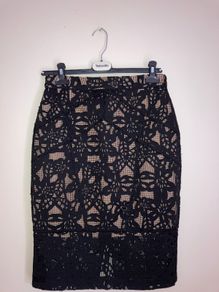 BNWT lace midi skirt - Oasis Occasion wear