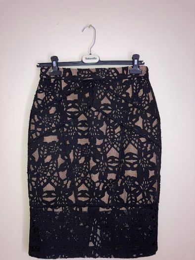 BNWT lace midi skirt - Oasis Occasion wear
