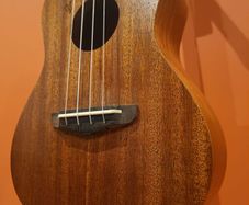 ukulele concert+ BEGINNERS COURSE + full bundle of accessories included!!!