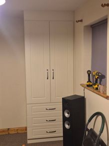 fitted wardrobe