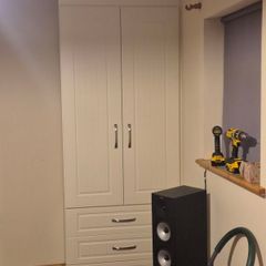 fitted wardrobe