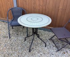 Bistro set free