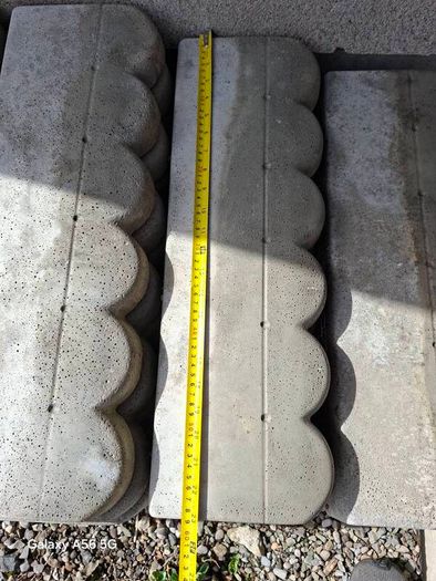 scallops kerbs