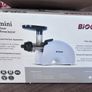 Omega TWN30 twin gear slow juicer Image 4