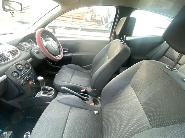 2006 Renault Clio low km