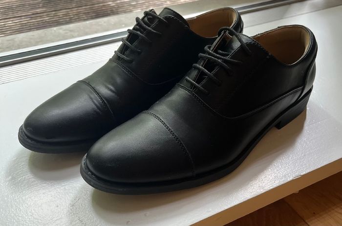 Full Black Tuxedo Suit Shirt and Shoes