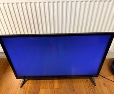 JVC 32inch TV with Roku TV stick
