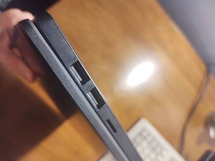 MSI Modern 14 C12M laptop