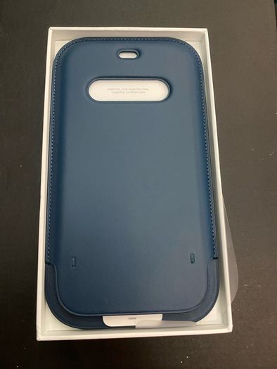 Apple IPhone 11 12 13 14 Pro Leather sleeve cover case with MagSafe original
