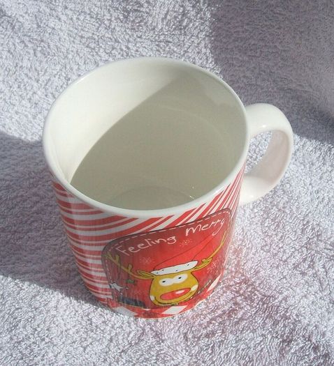 FEELING MERRY (Primark Home, Pennys) - a very large Christmas themed porcelain mug  (excellent unused condition)