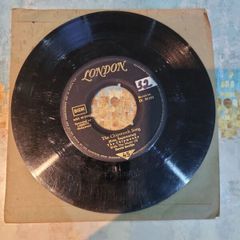 David Seville and The Chipmunks The Chipmunk Song 7 inch single 1958
