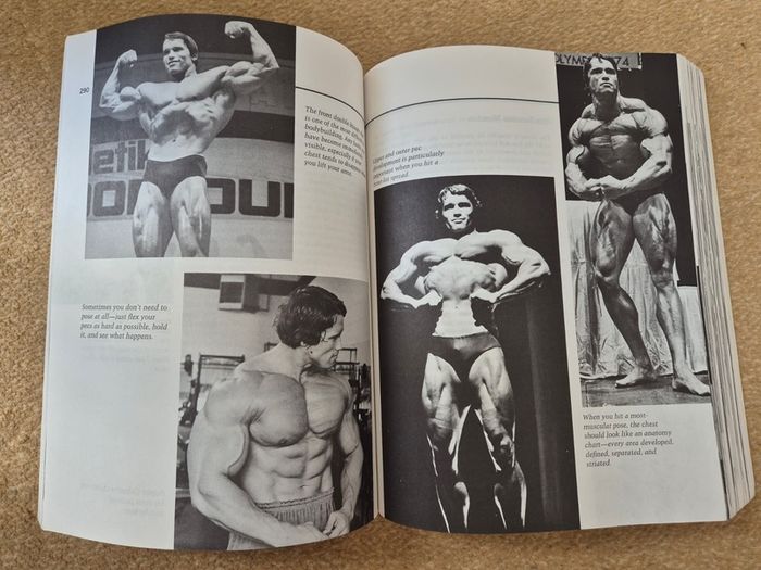 Arnold Schwarzenegger Encyclopedia of Modern Bodybuilding Paperback Book