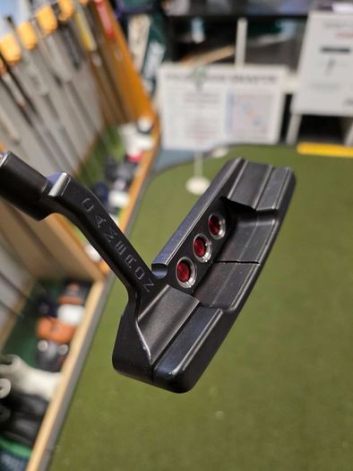 Scotty Cameron Select Newport 2 Putter 33"