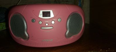 Groove Portable Radio & CD Player