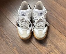 Womens shoes