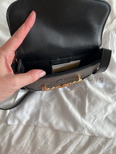 Michael kors crossbody