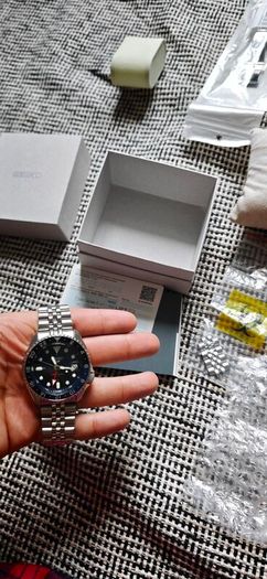 Seiko 5 gmt