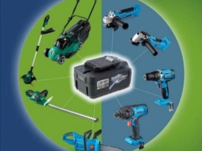 Ferrex Activ Energy 5AH 20V / 40V Lithium Ion Rechargeable Batteries. Ferrex Activ Energy 4A 20V / 40V Fast Charger. Ferrex Activ Energy 2AH 20V Lithium Ion Rechargeable Batteries.
