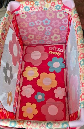 Cosatto Moon Travel Cot (Oh So Pretty)