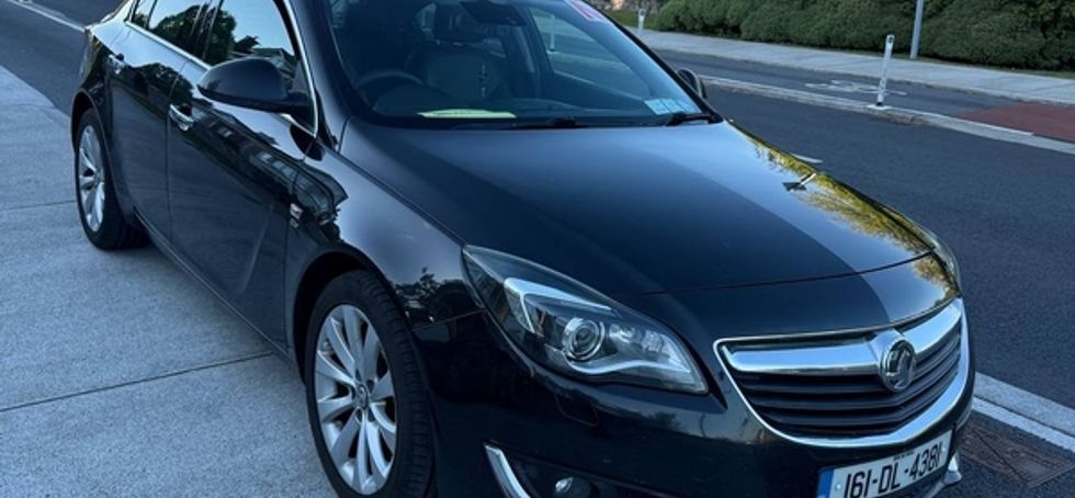 Vauxhall Insignia 2016 Elite / FRESH NCT