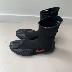 wetsuit booties