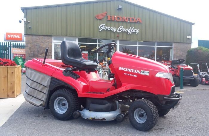 Honda HF 2417 Ride on Tractor Mower