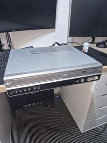 Sanyo DVR-V100E- parts or repair