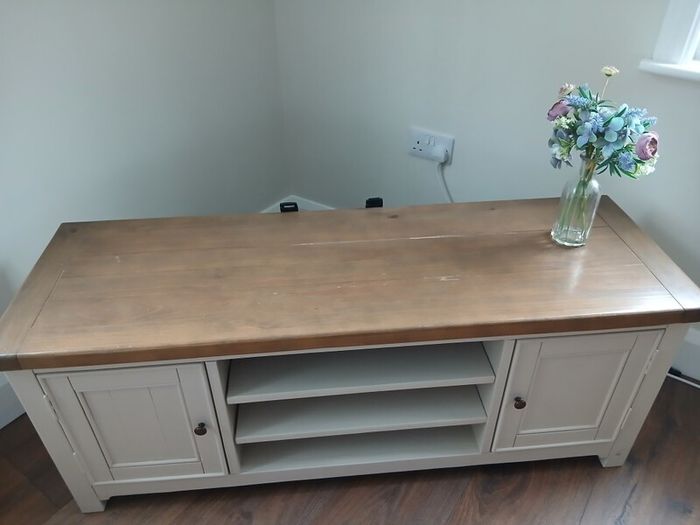 tv unit