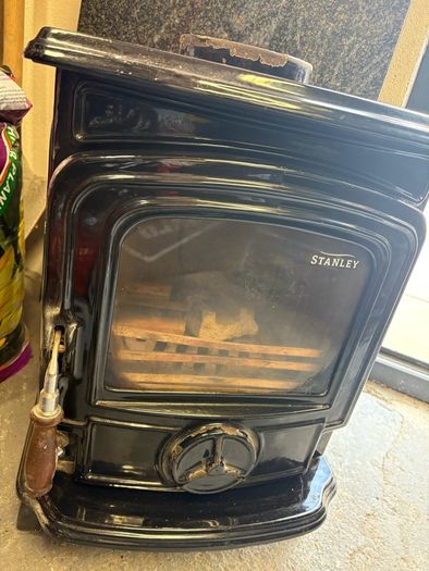 Price Reduction Stanley Oisin Stove