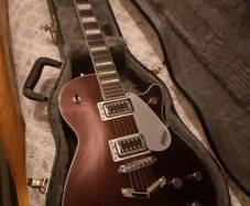 Gretsch Electromatic G5220
