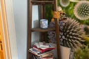 Triangular shelf