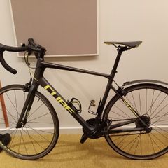 Cube Attain GTC Roadbike.