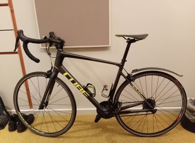 Cube Attain GTC Roadbike.